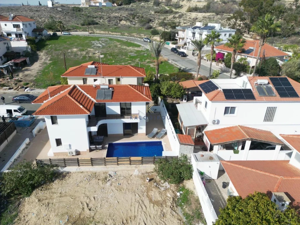 3 Bedroom House for Rent in Oroklini, Larnaca District