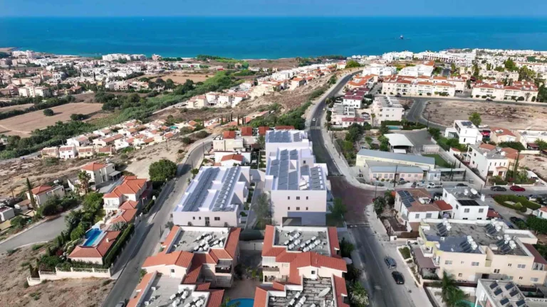 3 Bedroom Apartment for Sale in Chlorakas, Paphos District