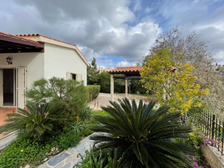 4 Bedroom House for Rent in Mesogi, Paphos District