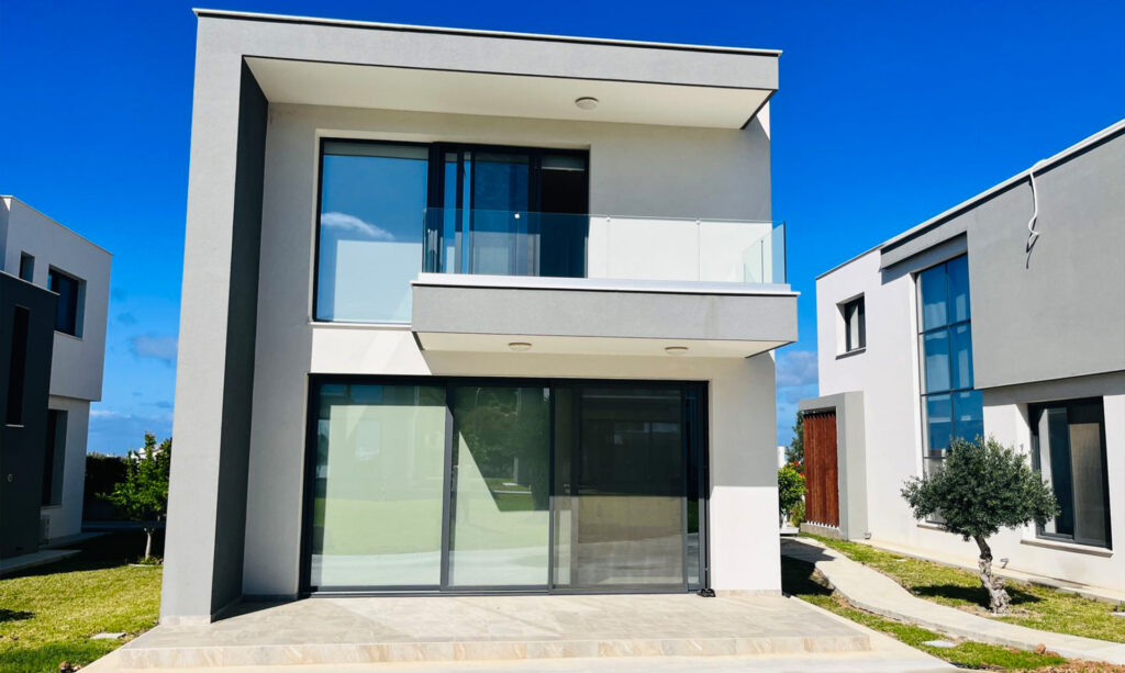 3 Bedroom House for Sale in Chlorakas, Paphos District