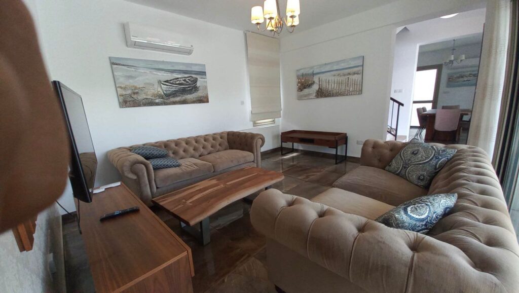 3 Bedroom House for Sale in Chlorakas, Paphos District