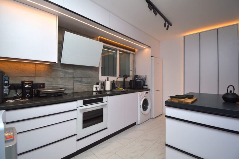 Προς πώληση